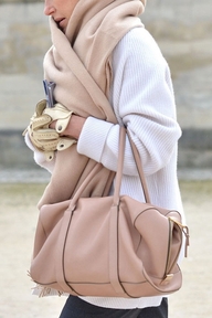 23081016810344757_xELBR4Bw_b